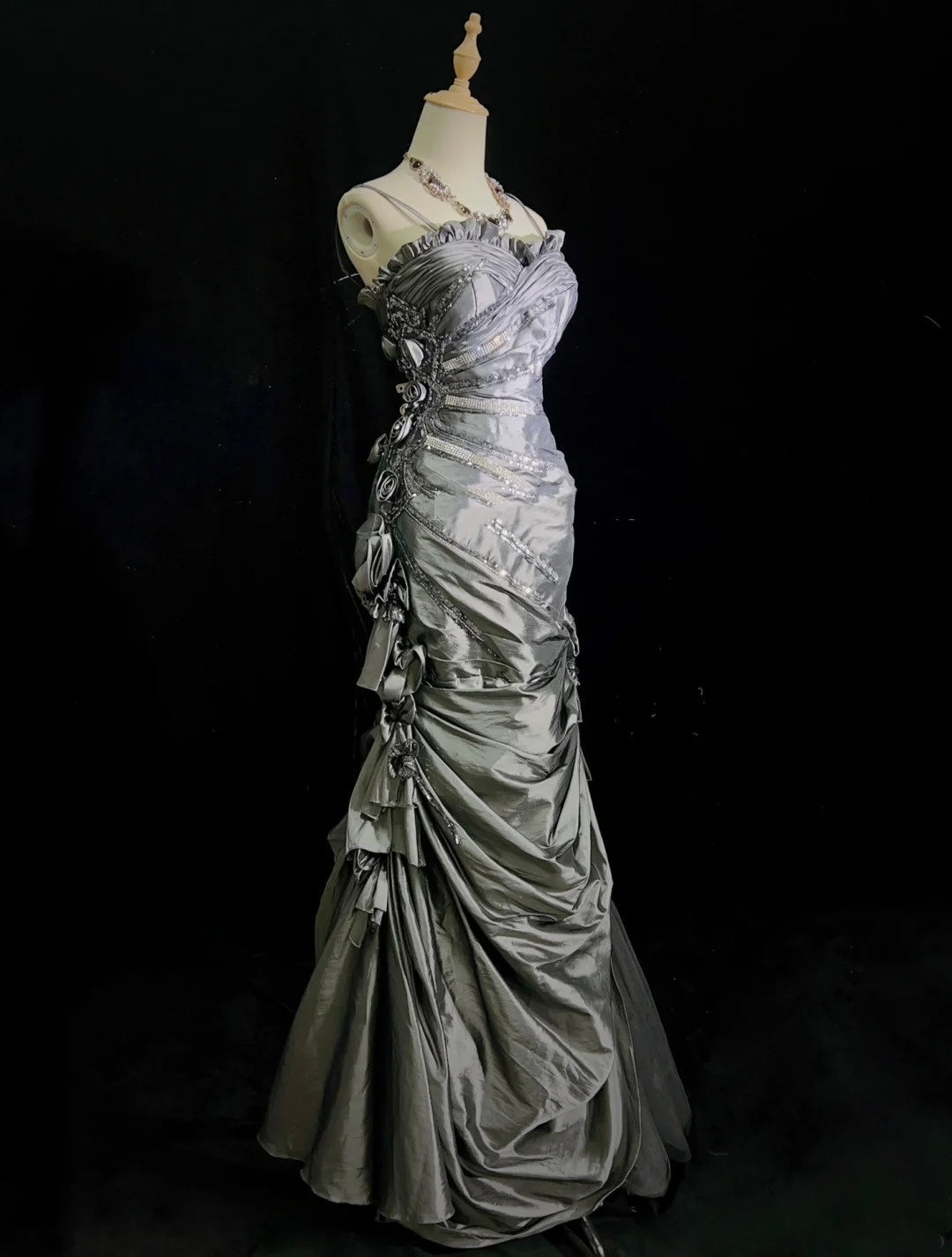 Modest Prom Dresses Mermaid Spaghetti Strap Grey Satin With 3D Flowers Formal Outfits N3653