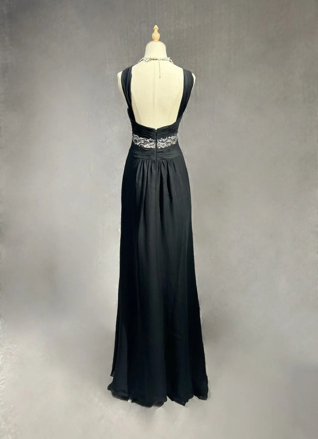 Modest Prom Dresses A Line Halter Black Chiffon Backless Floor Length Formal Evening Outfits N3484
