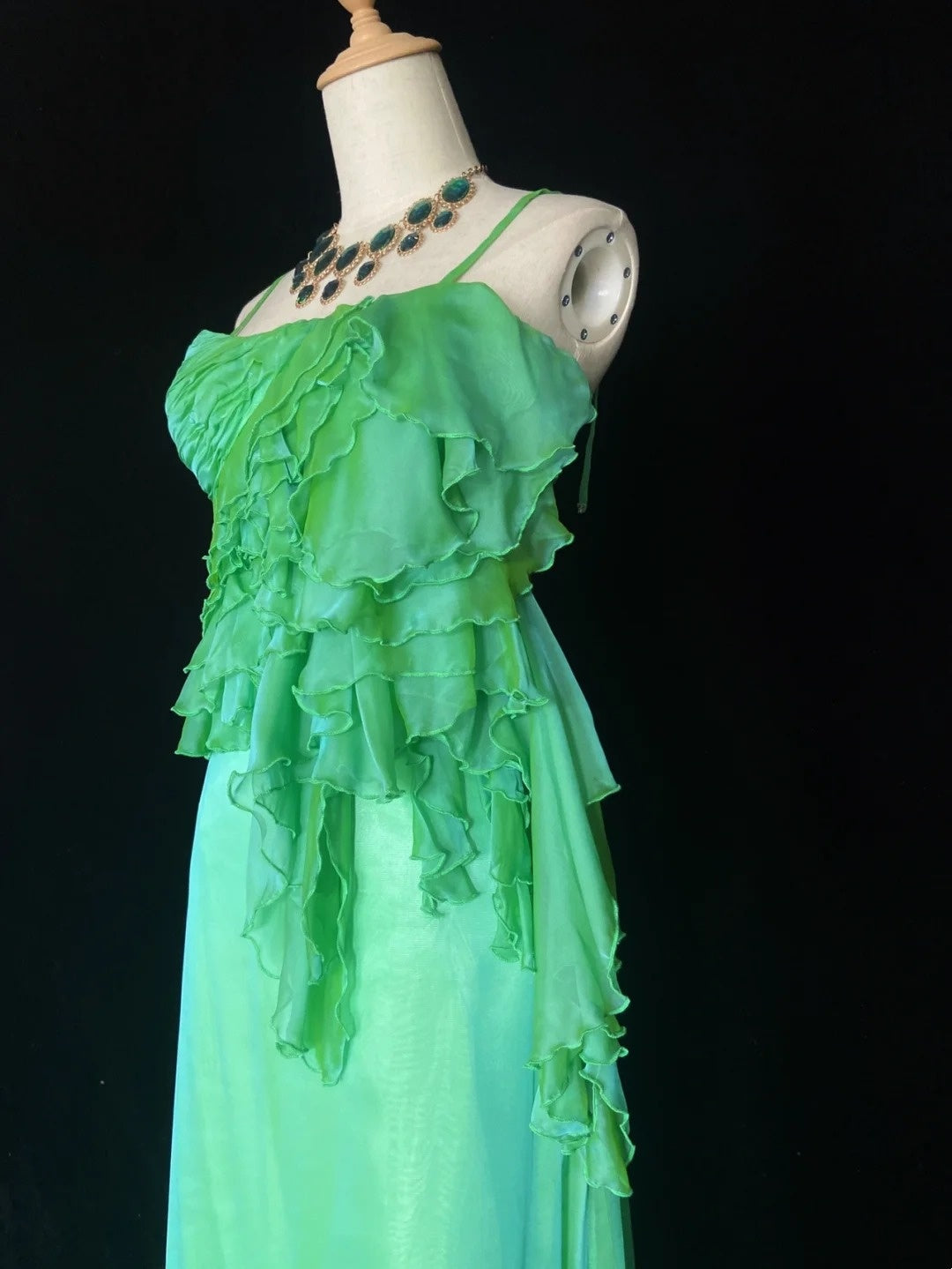 Beautiful Prom Dresses A Line Spaghetti Strap Green Chiffon With Ruffle Long Evening Outfits N3331