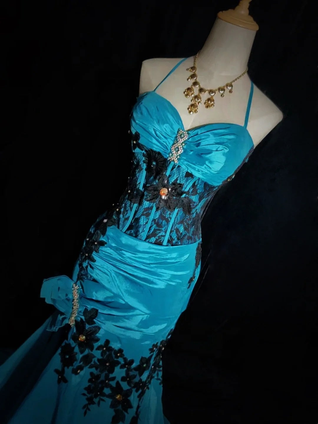 Vintage Prom Dresses Inspo Mermaid Halter Blue Black Lace 80s With Ruffled Appliqued Formal Gowns N3362