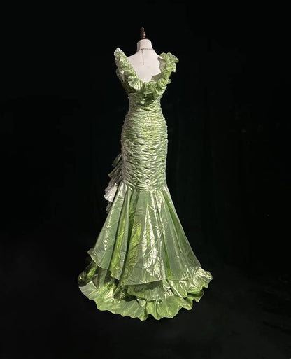 Vintage Prom Aesthetic Dresses Mermaid V Neck Green With Beading Long Formal Dress N3059