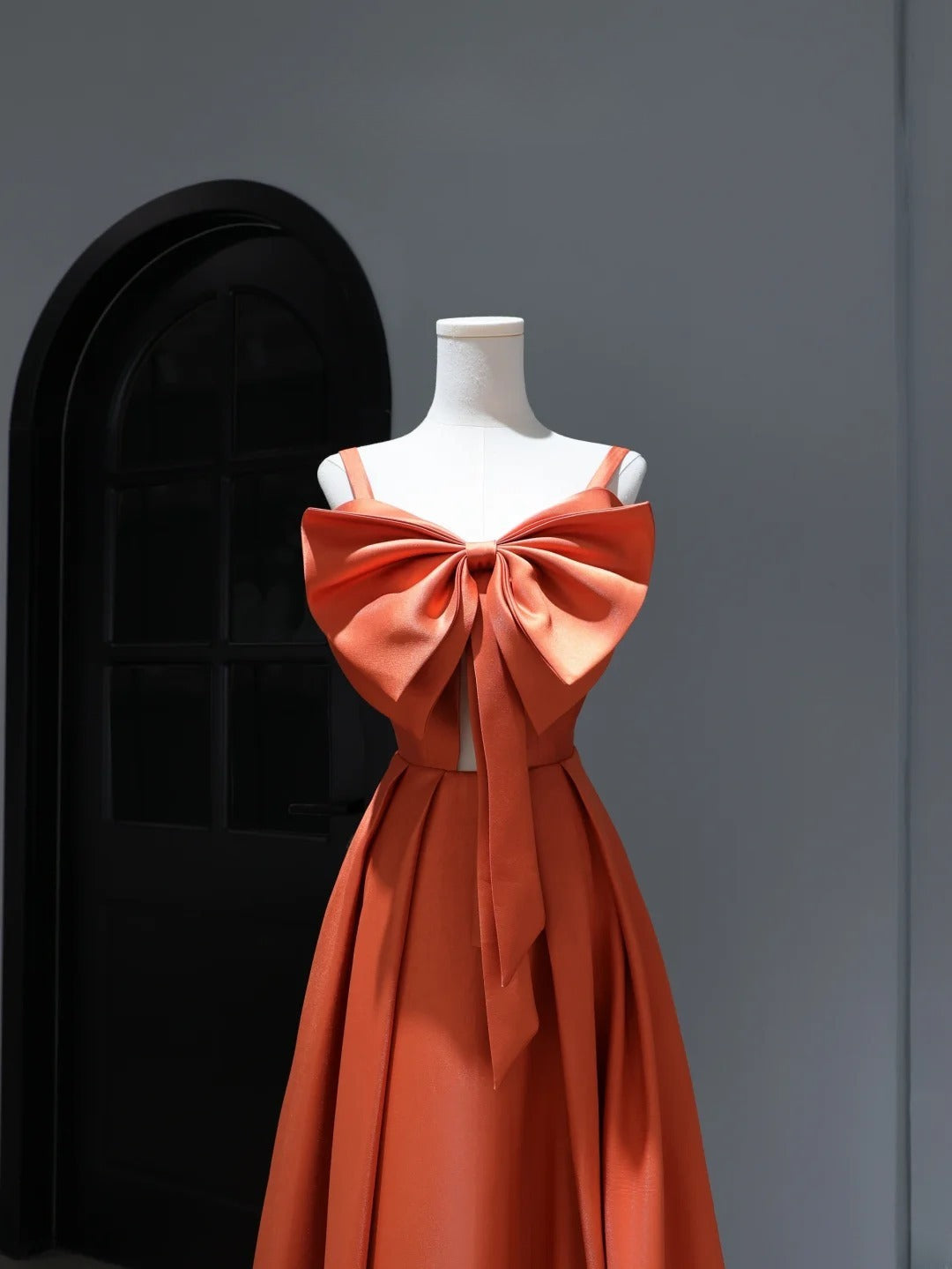 Modest Prom Dresses Aesthetic A Line Spaghetti Straps Satin Orange Inspiration Style Impress Corset Fitted Long Party Formal Gown AS386