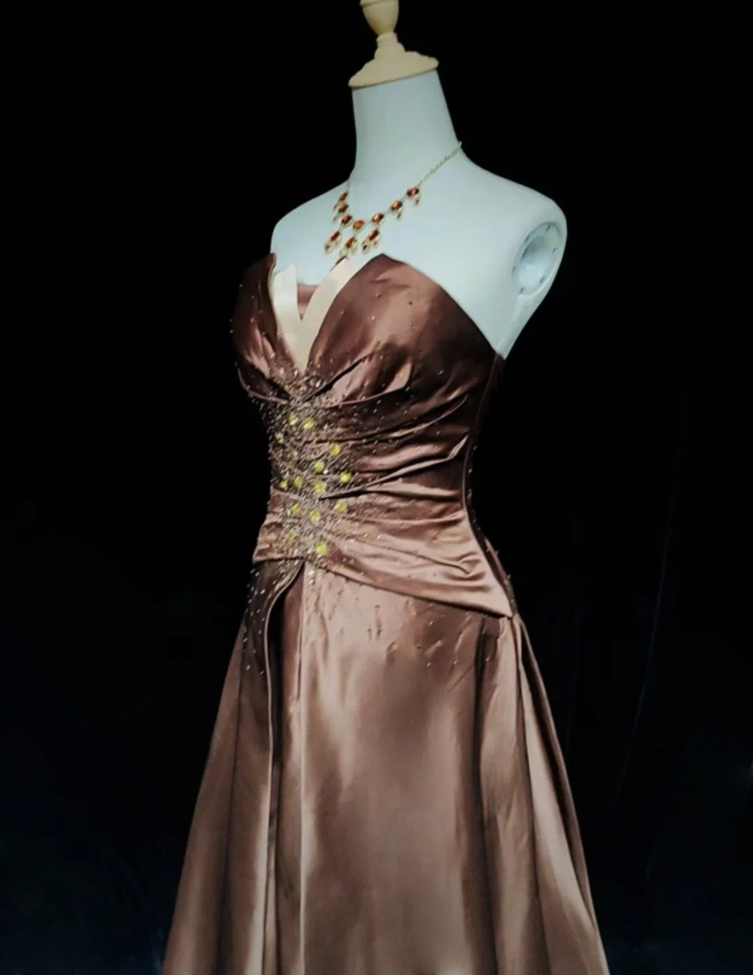 Beautiful Prom Dresses Inspo Ball Gown Sweetheart Satin With Beaded Chocolate Women Formal Dress N3187