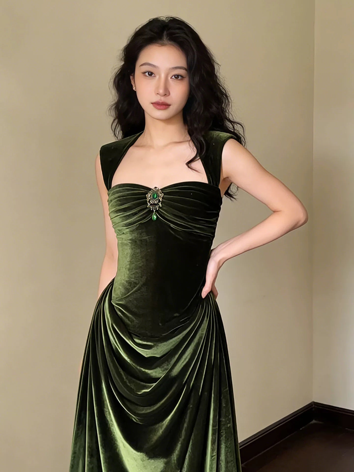 Vintage A Line Strapless Green Velvet With Ruffles For High Schools Teens Prom Dresses Long Graduation Dress N1671