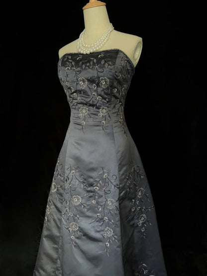 Vintage Prom Dresses Inspo Ball Gown Strapless Grey Satin With Embroidery For Women Formal Dress N3206